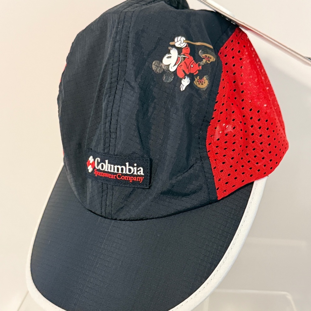NWT Columbia  X Disney Mickey Mouse Kid’s Sports Cap